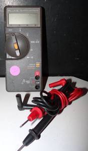 lot 332 image: Fluke 70 Digital Multimeter