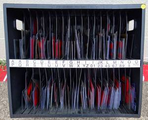 lot 548 image: GEMENI CARRY BOX LOADED WITH AD BOARD LETTERS & NUMBERS - LOADED