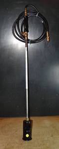 lot 565 image: Mr. Heater� F272602 - MH500LPT Propane Handheld Torch (LIKE NEW)