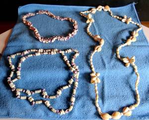 lot 587 image: LOT OF THREE - ACTUAL SEASHELL HANDMADE NECKLACES AS SHOWN