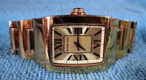 lot 601 image: MICHAEL KORS SQUARE FACE GOLD FINISH WATCH