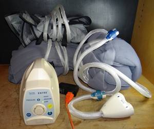 lot 623 image: BIG $ MEDICAL - TACTILE MEDICAL ENTRE SYSTEM PNEUMATIC COMPRESSION DEVICE PD08-U LEG & SHOULDER