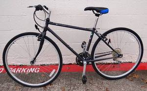lot 653 image: BIG $ ITEM - EXCELLENT 24 HOUR FITNESS MARIN MENS BICYCLE (LIKE NEW)