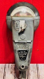 lot 2 image: Vintage Duncan Parking Meter - Duncan 60 Original $$