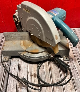 lot 5 image: Makita 255mm Miter Saw Model 2401B