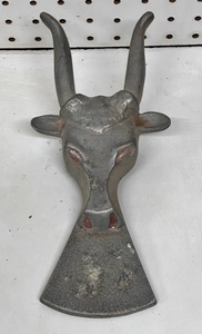 lot 80 image: Vintage Western Style Aluminum Long Horn Steer Bull Boot JackPuller