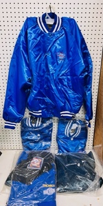 lot 99 image: Five New L &amp XL Monroe and Walker Black &amp Blue Jackets