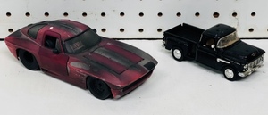 lot 110 image: 124th Scale&nbsp Ertl 1963 Corvette Stingray Coupe Barn Find &amp 136th Scale 1955 Chevy Stepside