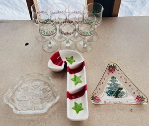 lot 123 image: Three Unique Decorative Christmas Candy Dished &amp Seven Long Stemmed Wine Glasses - Including Libbey Arbys 6.75 x 3 8oz WaterWine Goblets