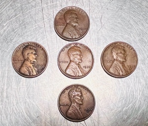 lot 132 image: Five 1930-1936 Lincoln Wheat Pennies