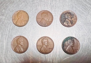 lot 136 image: One 1929 &amp Five 1939 Lincoln Wheat Pennies
