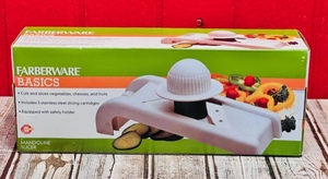 lot 139 image: Faberware Basics Mandoline Slicer