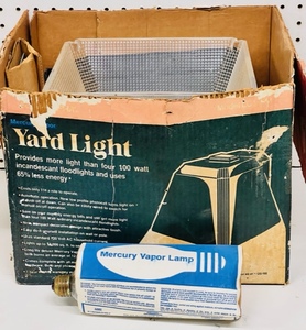 lot 142 image: Mercury VaporYard Light WNew Bulb