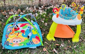 lot 180 image: Bright Starts Sit &amp Lay Infant Play Stations