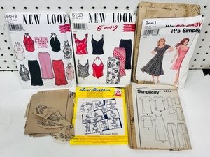 lot 206 image: Six (6) Assorted Patterns for Womens Clothing