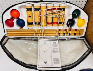 lot 234 image: Vintage Sportcraft Crochet Set