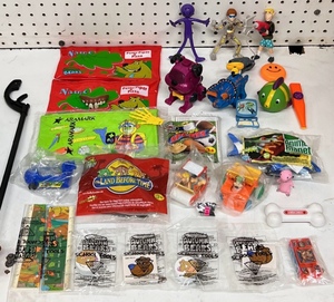 lot 264 image: Huge Lot Of Opened &amp Unopened Kids Meal Toys