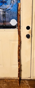 lot 274 image: Rustic Hand-Crafted WalkingHiking Stick