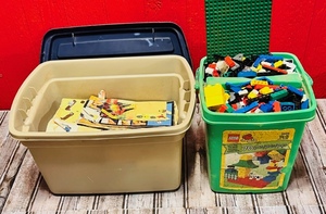 lot 283 image: Huge Lot of Legos, Project Plans, &amp Accessories