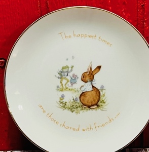 lot 303 image: Vintage 1972 Tiny Talk Gold Trimmed Porcelain  The happiest times are those Shared with friends Plate