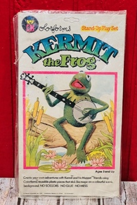 lot 312 image: Vintage 1980 Colorforms Kermit the Frog Stand-Up Play Set - Sealed in Original Packaging