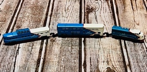 lot 317 image: Vintage 1989 Three (3) Piece Blue &amp White Micro Machines Galoob Lines Train