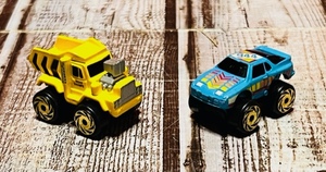 lot 318 image: 1987 Micro Machines Road Champs Blue 944 Porsche & Dump Truck