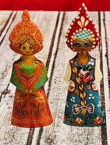 lot 325 image: Pair of Vintage Hand-Painted Russian Annushka Wooden Christmas Ornaments
