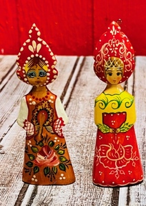 lot 339 image: Pair of Vintage Hand-Painted Russian Annushka Wooden Christmas Ornaments
