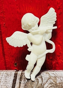 lot 346 image: Vintage 1995 Roman Inc. Ceramic Angel FigurineOrnament
