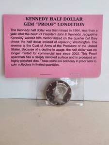 lot 32 image: 2005 Kennedy Half Dollar - Gem Proof Condition