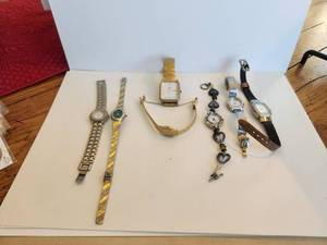 lot 155 image: Selection of watches - Regency, Timex, Avana, Seiko