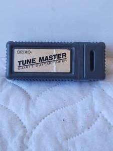 lot 191 image: Seiko Tune Master Guitar tuner in case
