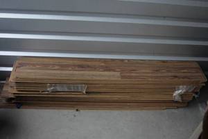 lot 47 image: Snap together flooring in style and quantity as shown