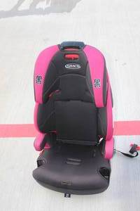 lot 91 image: Graco Wayz 5 pt harness, high back booster, to no back booster. never in a accident always washed per manufactures instructions (This was my childs carseat) Not expired
