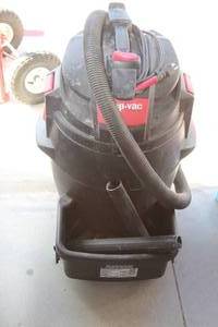 lot 99 image: Shop vac..14 gal. 5.5 HP  tested