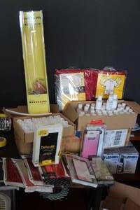 lot 114 image: Mixed Lot of New Products