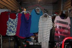 lot 142 image: Womens Lot of Plus Clothes, 16w-18w Mostly lane Bryant. Well Taken care of still look new