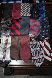 lot 133 image: Generous quantity of Mens Ties