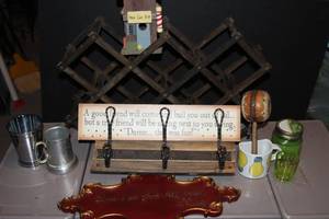 lot 152 image: Home Deco Items