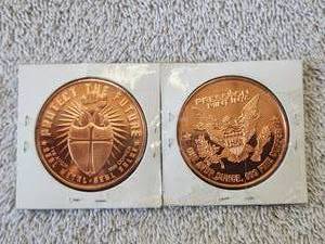 lot 43 image: Selection of 2 1oz. .999 fine copper coins