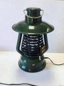 lot 88 image: Black Flag bug zapper