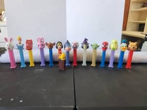 lot 109 image: Selection of Pez dispensers