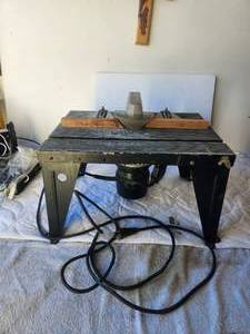 lot 128 image: Craftsman router