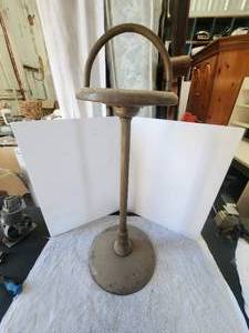 lot 180 image: Brass floor ashtray