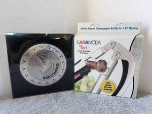 lot 236 image: Selection of Bar accessories