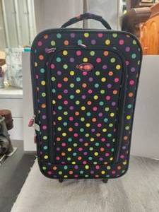 lot 155 image: TCL casual suitcase