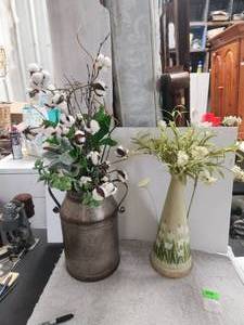 lot 154 image: Home decor pieces