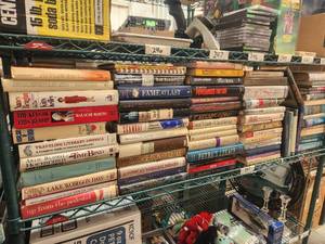 lot 253 image: Selection of Books