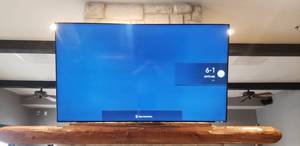 lot 2 image: Beautiful & Almost Brand New Samsung UN70TU6980F 70 4K Crystal UHD LED Smart TV